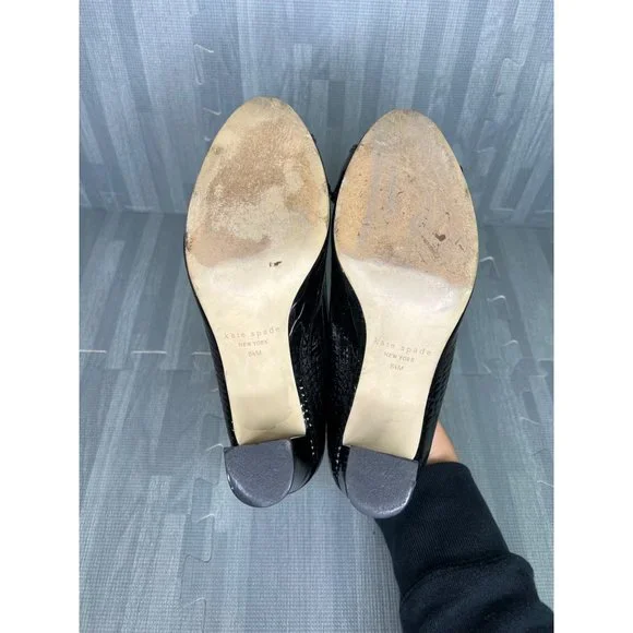 Kate Spade Patent Leather Shoes Black 8.5 Womens Round Toe Textured - Picture 9 of 10